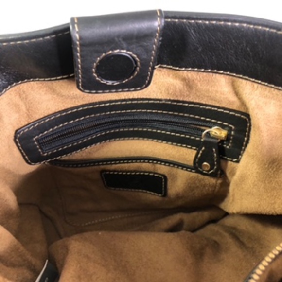 Liz Claiborne Black Leather Tote with Center Zip Divider Pouch and Pockets - Picture 10 of 11